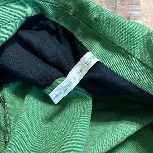 Unusual green jacket - Picture 5 of 7